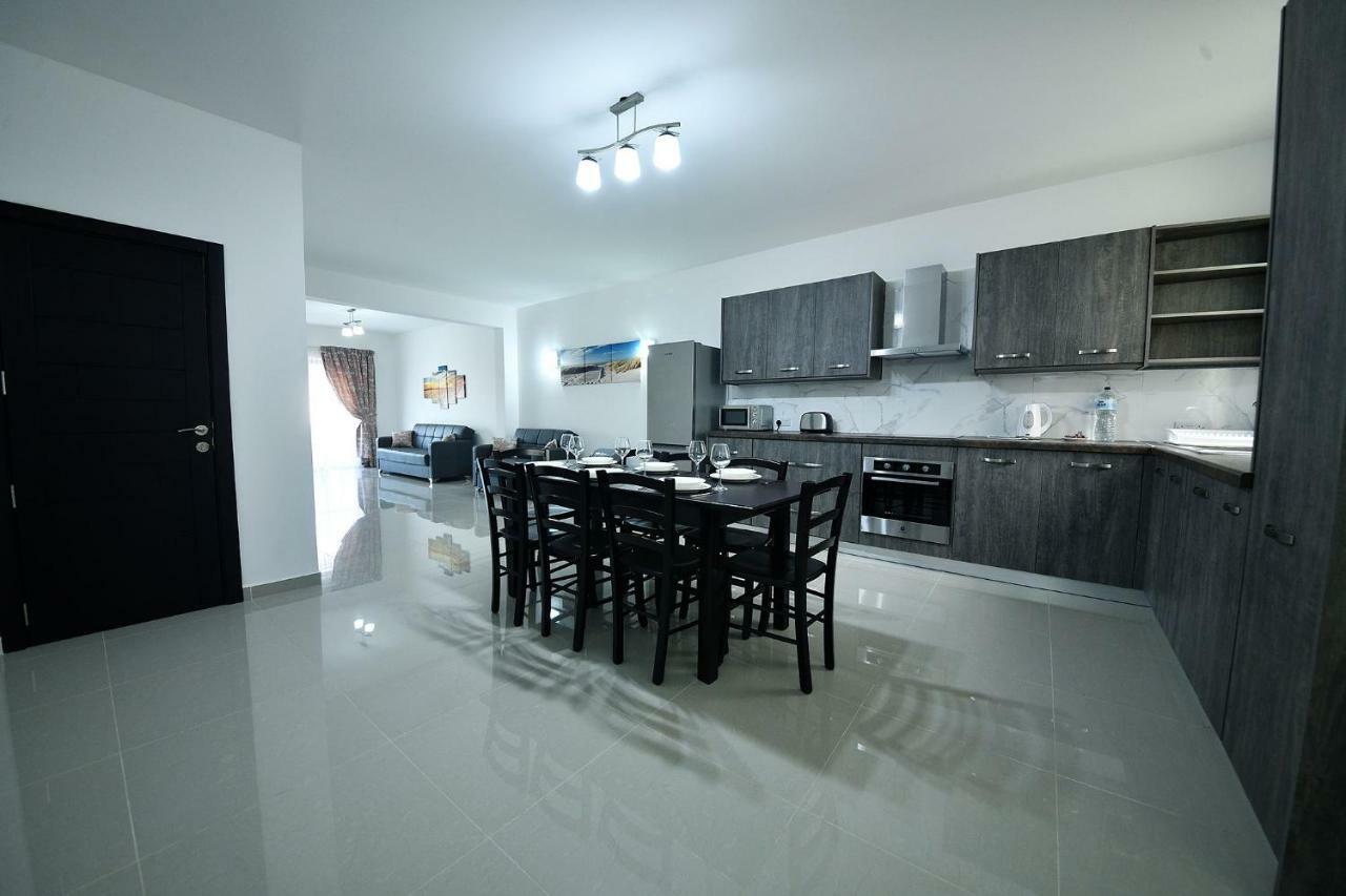 Anici Crt Penthouse 4 - With Private Rooftop Pool Вікторія Екстер'єр фото